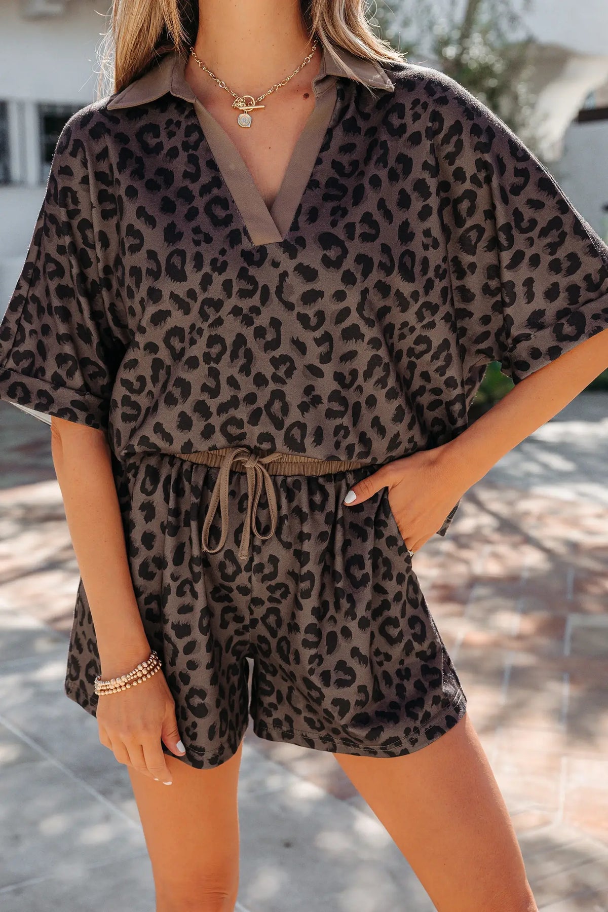 V Neck Collar Leopard Printed 2pcs Short Set