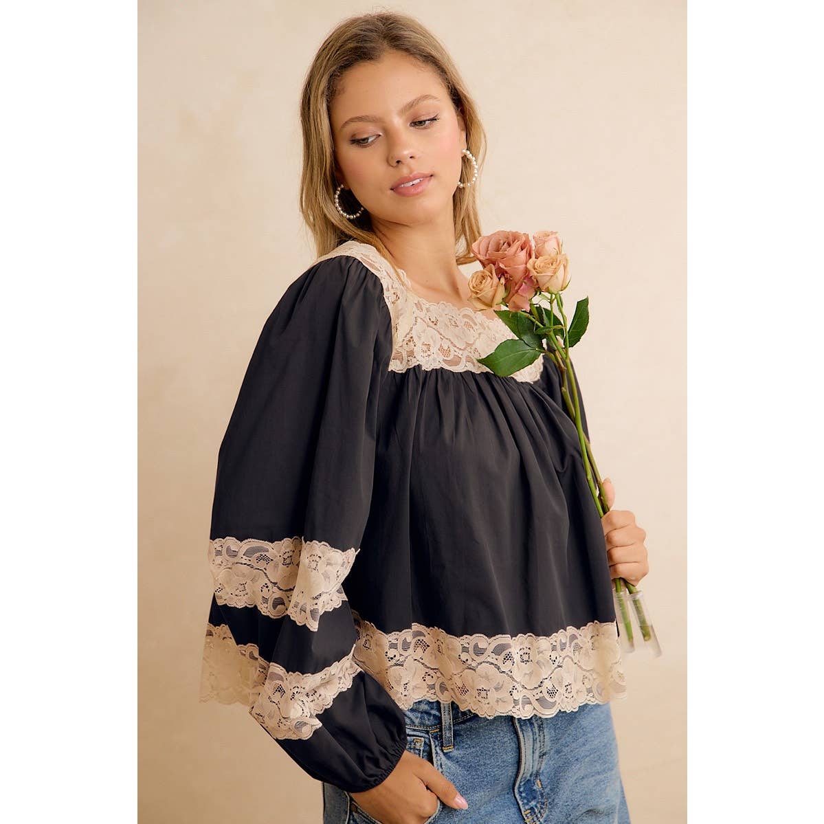 SOLID WOVEN BALLOON SLEEVE SQUARE NECK BLOUSE WITH LACE TRIM