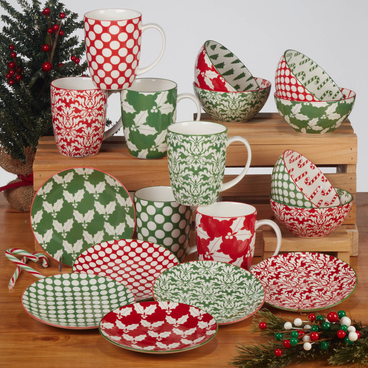 Winter Medley Christmas Dinner Bowl 9.25x2.25 (6) asst.