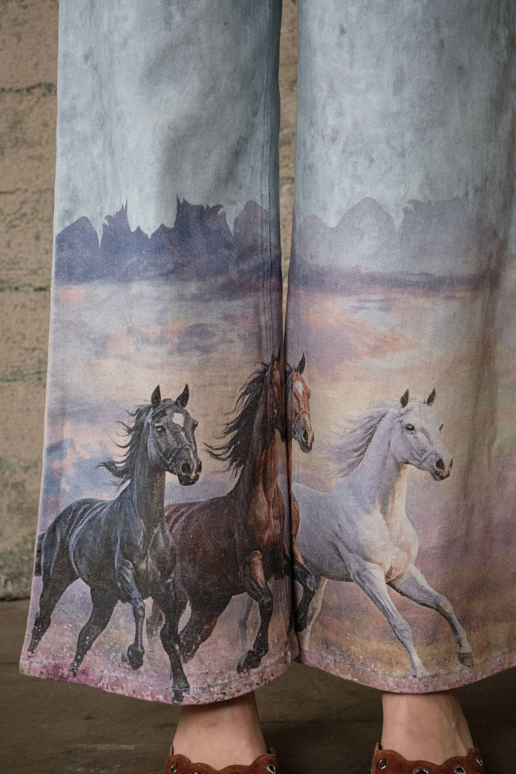 24390P Western Horse Print Wide Leg Jeans